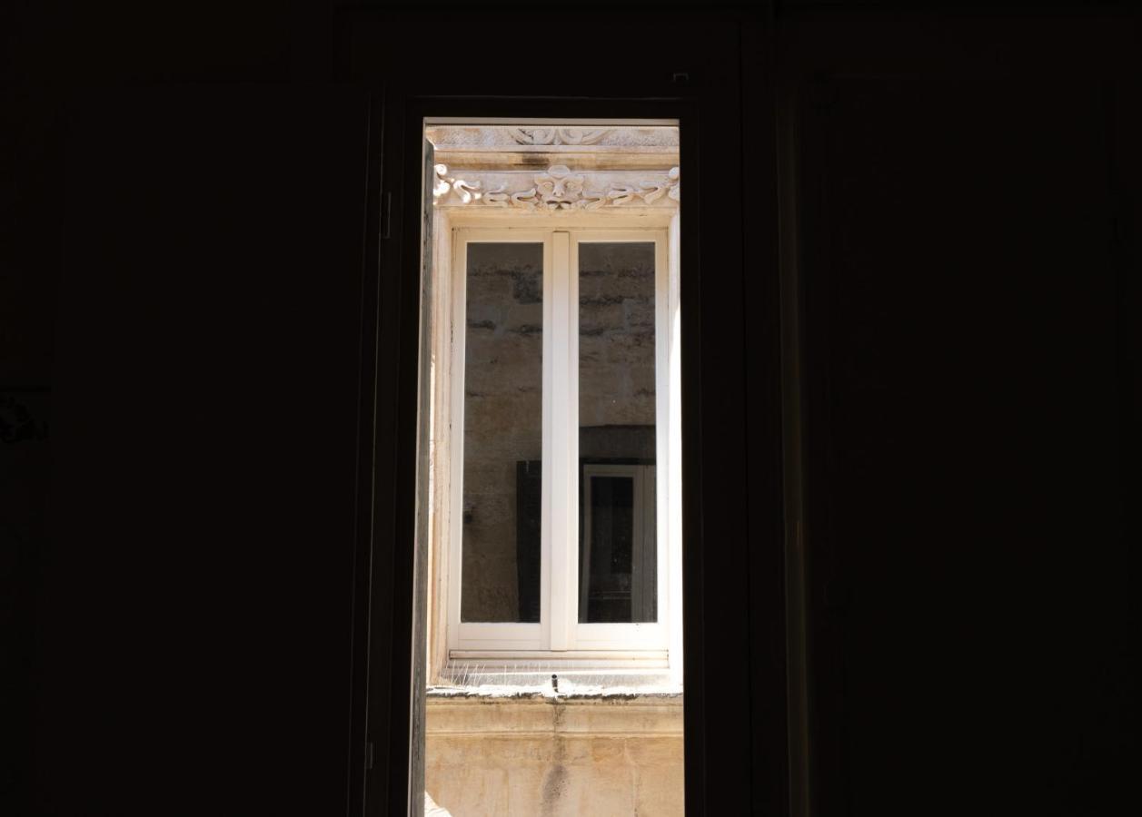 Palazzo Della Contessa - Suites & Breakfast Lecce Ngoại thất bức ảnh